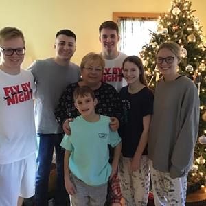 Meet your Posher, Linda